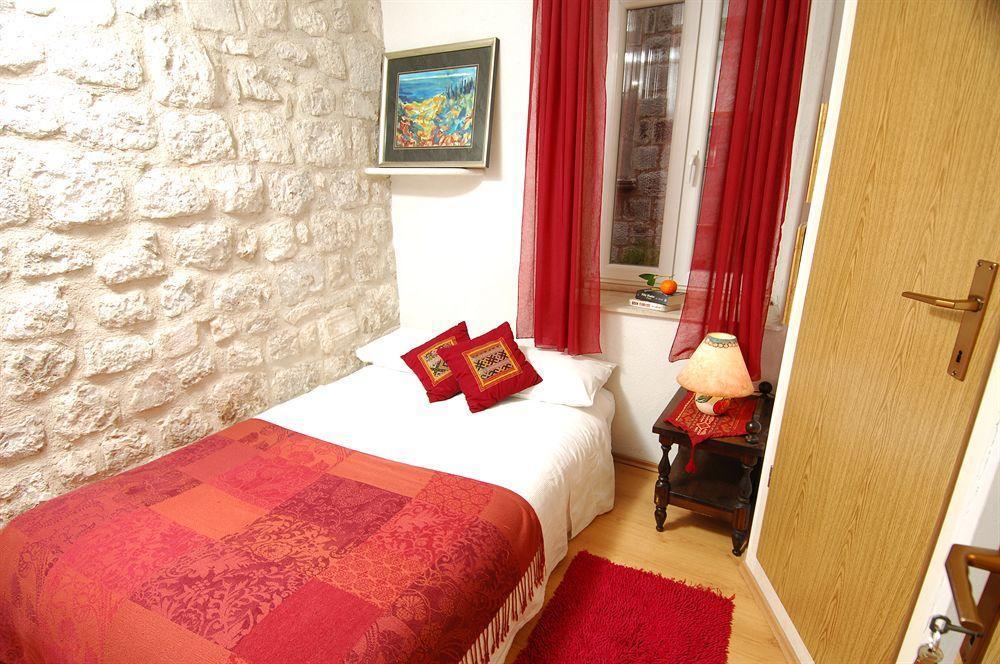 Gostinjska kuća Sigurata 3*