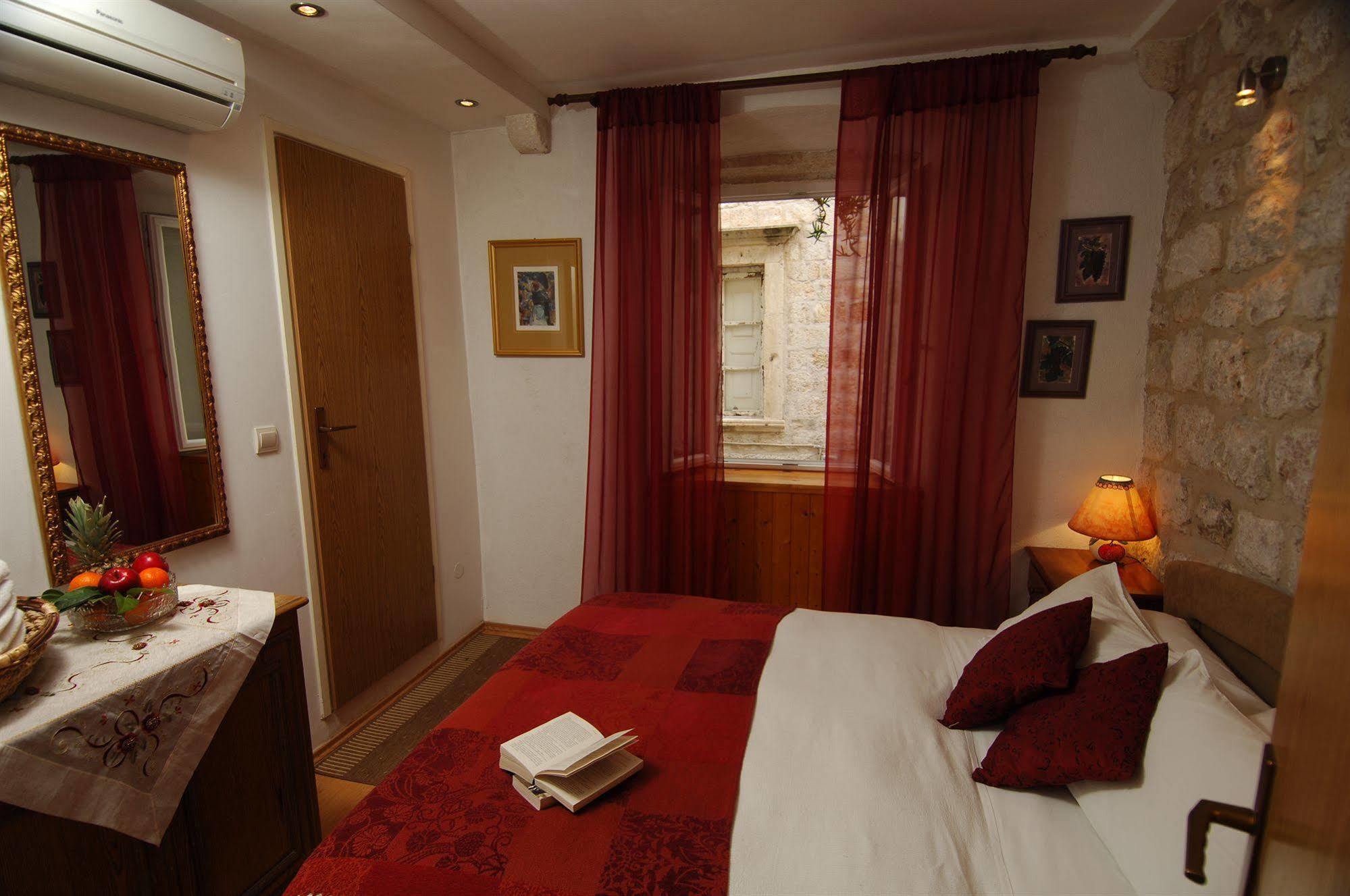 Gostinjska kuća Sigurata 3*